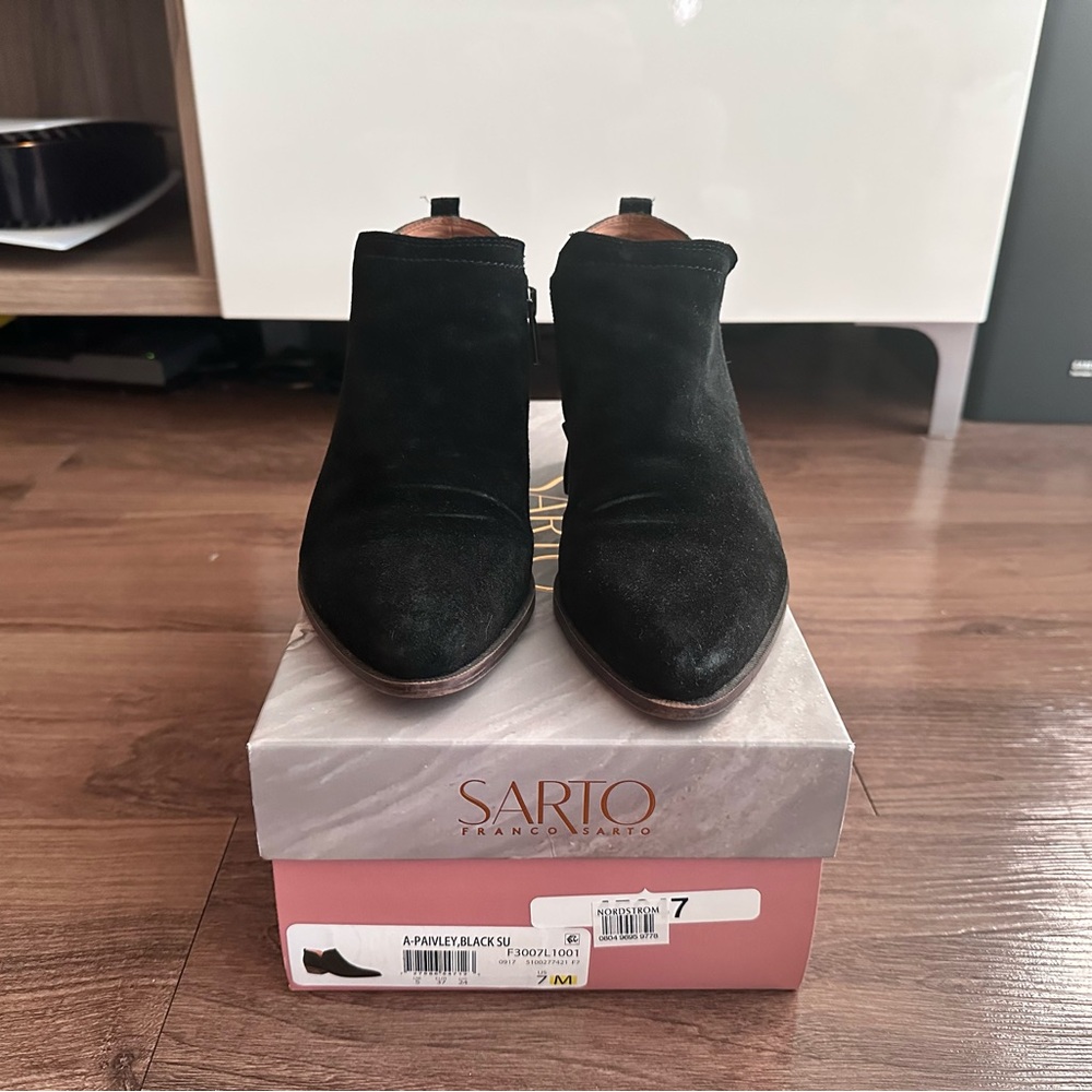 Franco Sarto Women's Elegant Black Ankle Booties